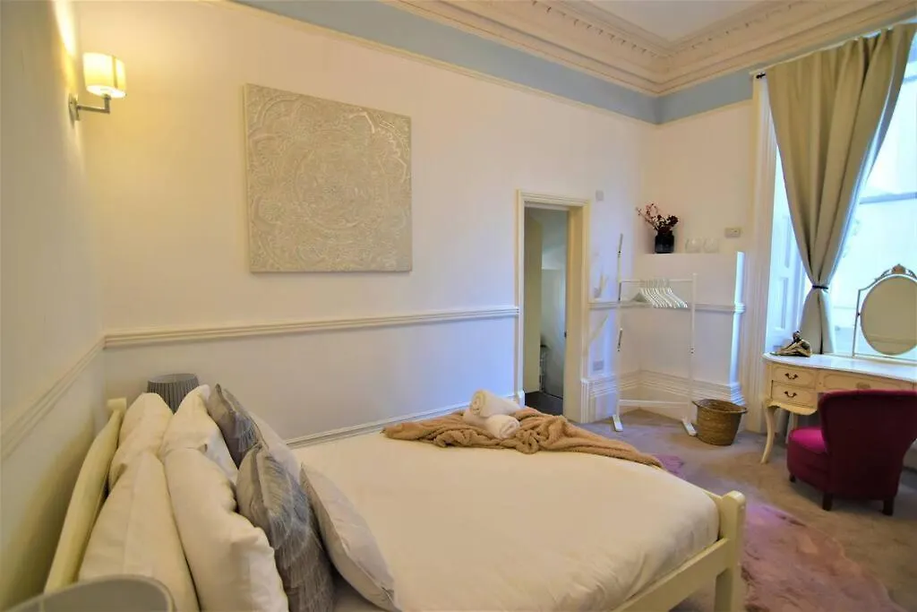 Flash Sales Offer - Any Week Day No Minimum Night Restrictions Central Hove 1 Bedroom Flat Bn38Bru02